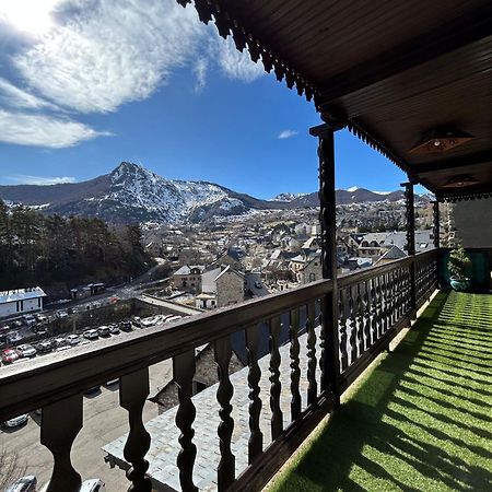 فيلا El Balcon Del Garmo Sallent de Gállego المظهر الخارجي الصورة
